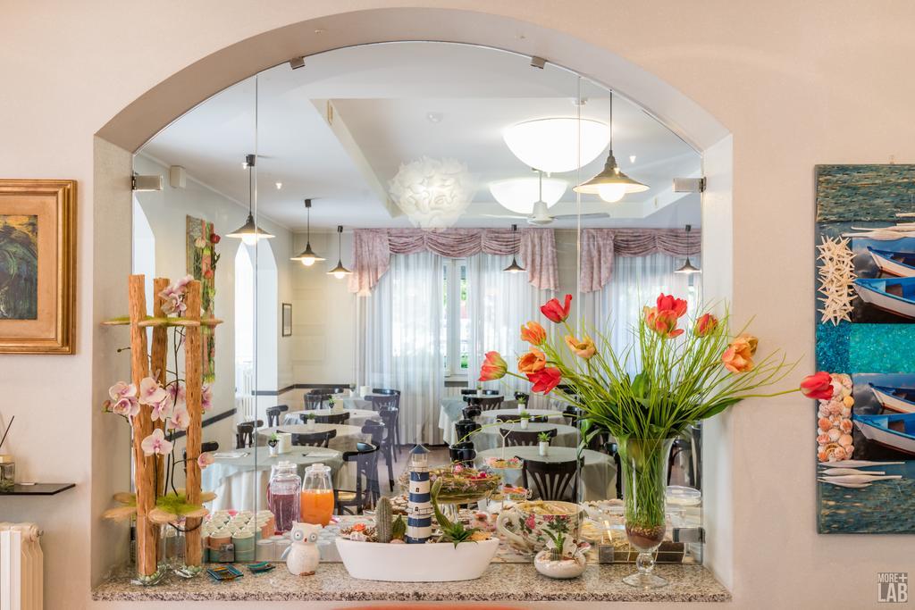 B&B Hotel Souvenir Чезенатико Екстериор снимка